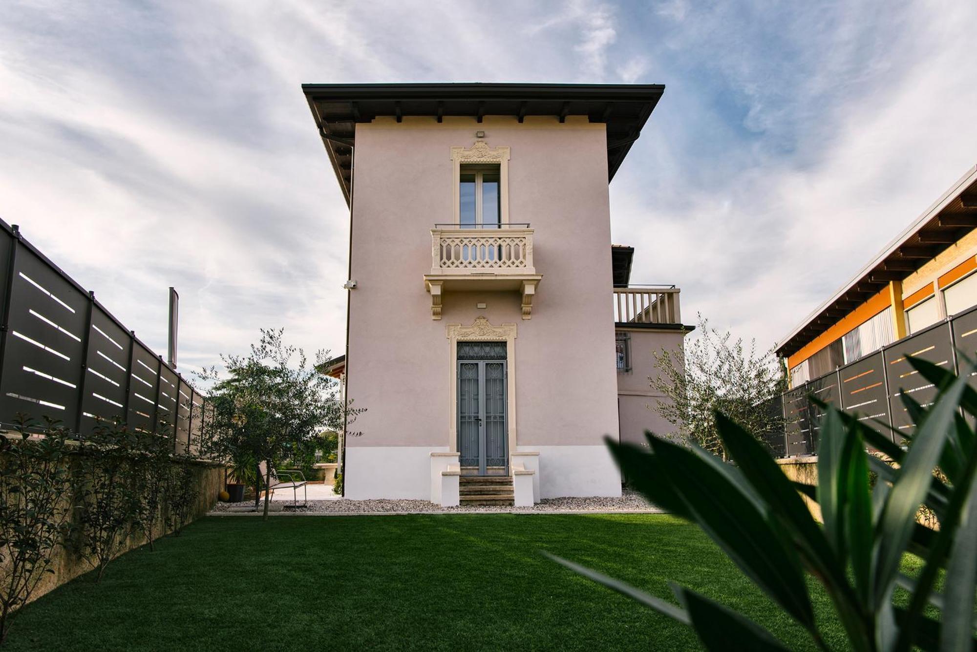 Villa Dei Sogni Appartamento Vicino Ospedale Borgo Trento,Fiera E Arena Di Verona Exterior photo