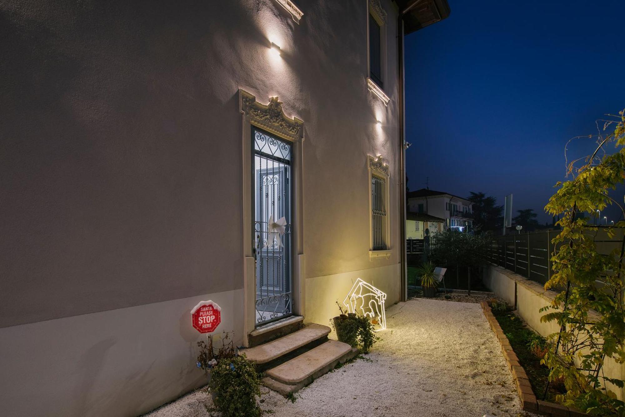 Villa Dei Sogni Appartamento Vicino Ospedale Borgo Trento,Fiera E Arena Di Verona Exterior photo